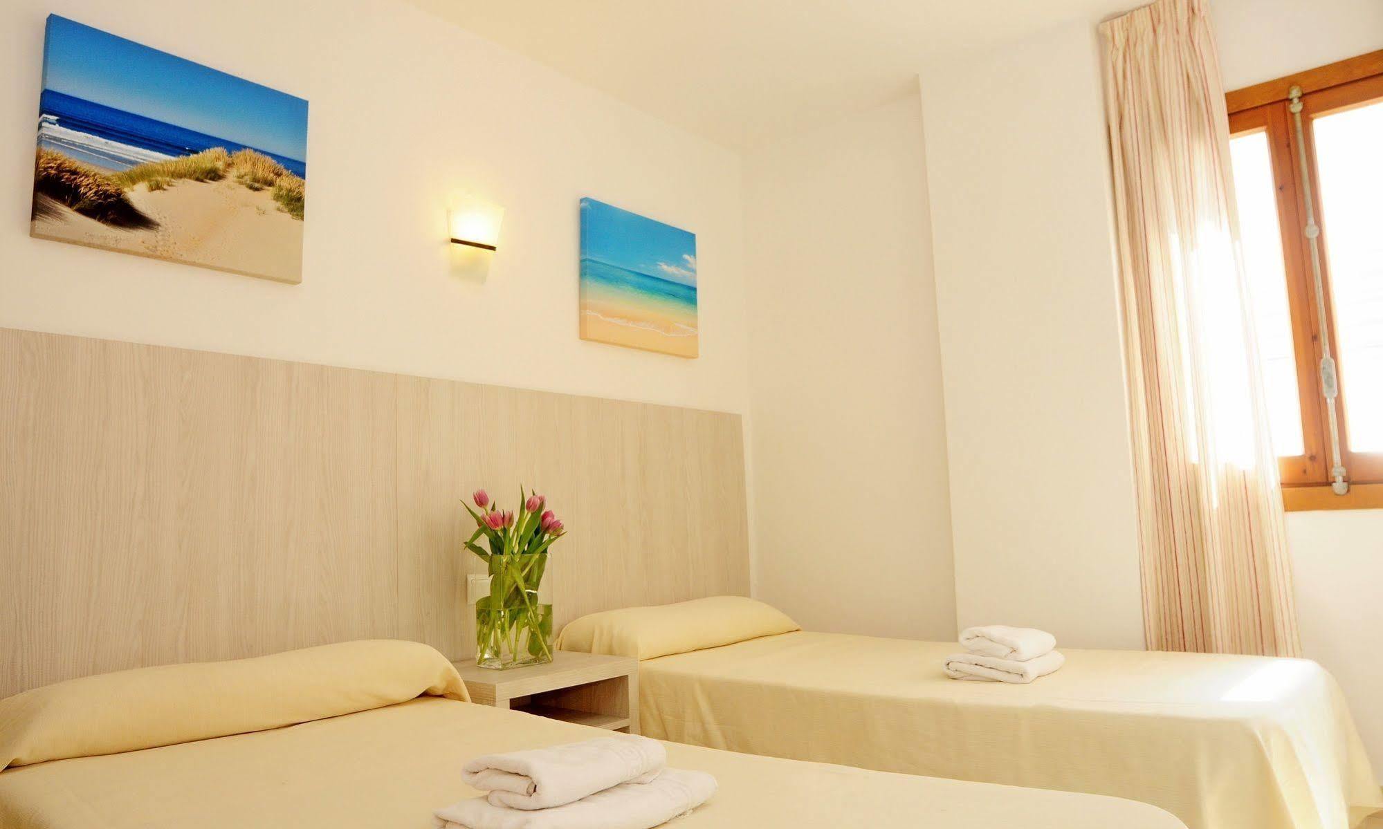 Apartamentos Avenida - Mc Apartamentos Ibiza المظهر الخارجي الصورة